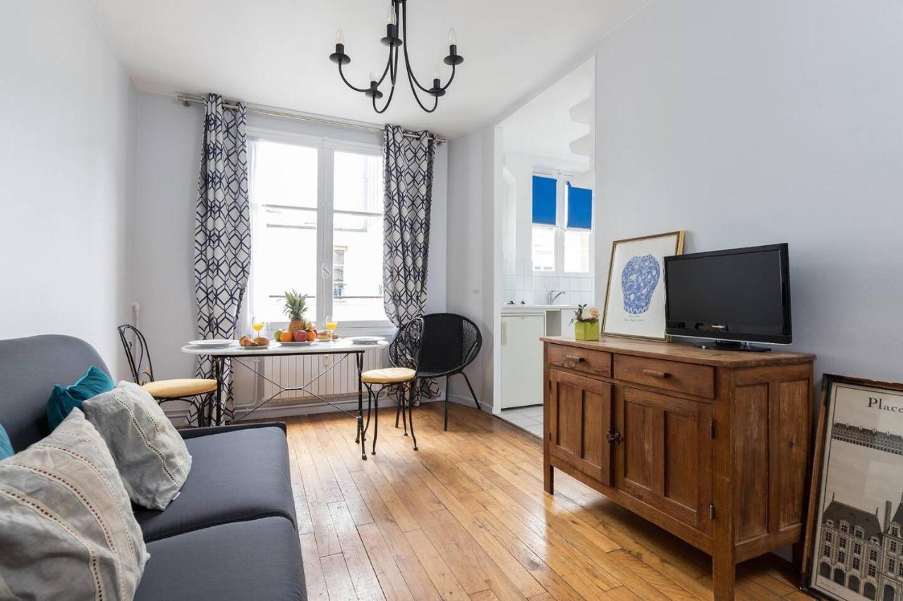 Le Marais Private Apartments Paris Bagian luar foto
