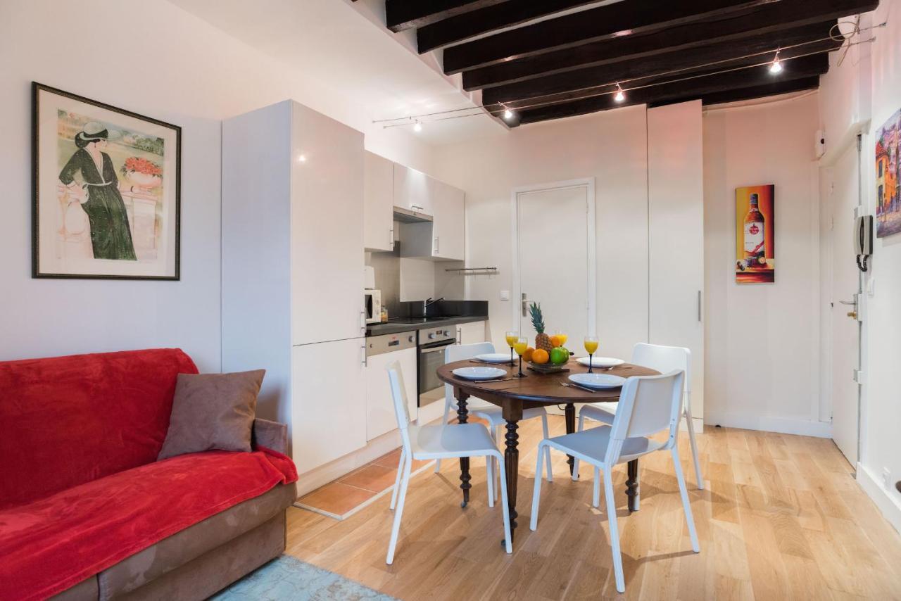 Le Marais Private Apartments Paris Bagian luar foto
